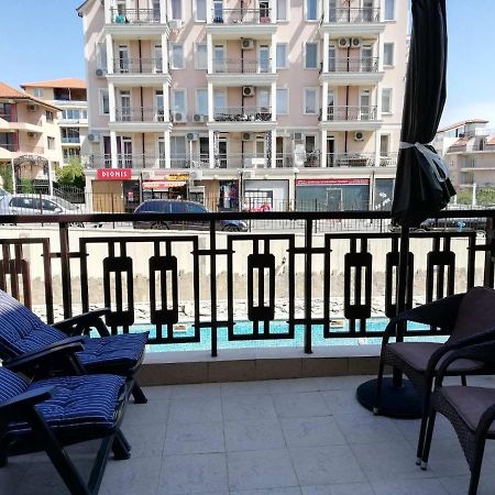 Lovely Studio In A Complex With A Pool By Flat Mаnаger สวิติ วลัส ภายนอก รูปภาพ